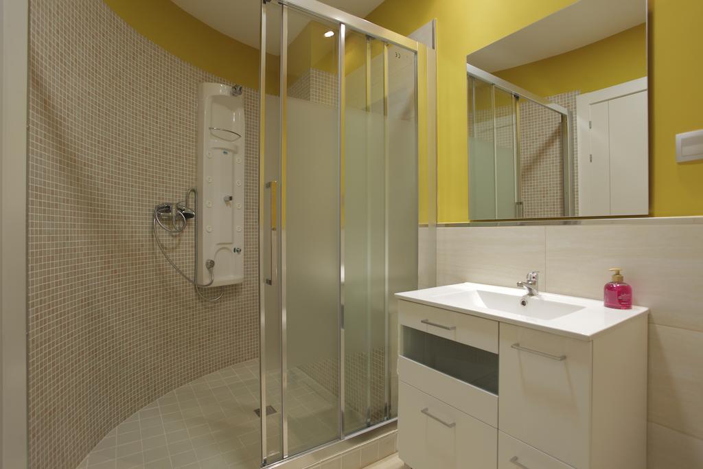 Hotel Rosal Ов'єдо Екстер'єр фото
