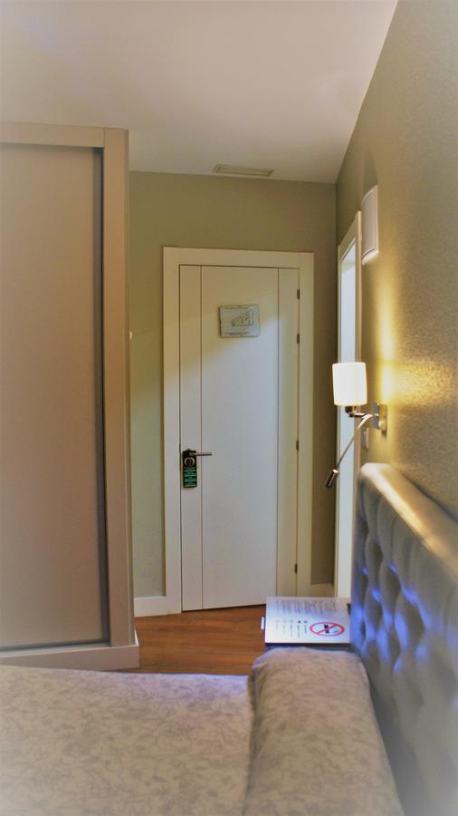 Hotel Rosal Ов'єдо Екстер'єр фото